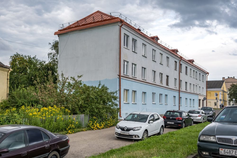 Кляштар аўгусцінцаў і рынак